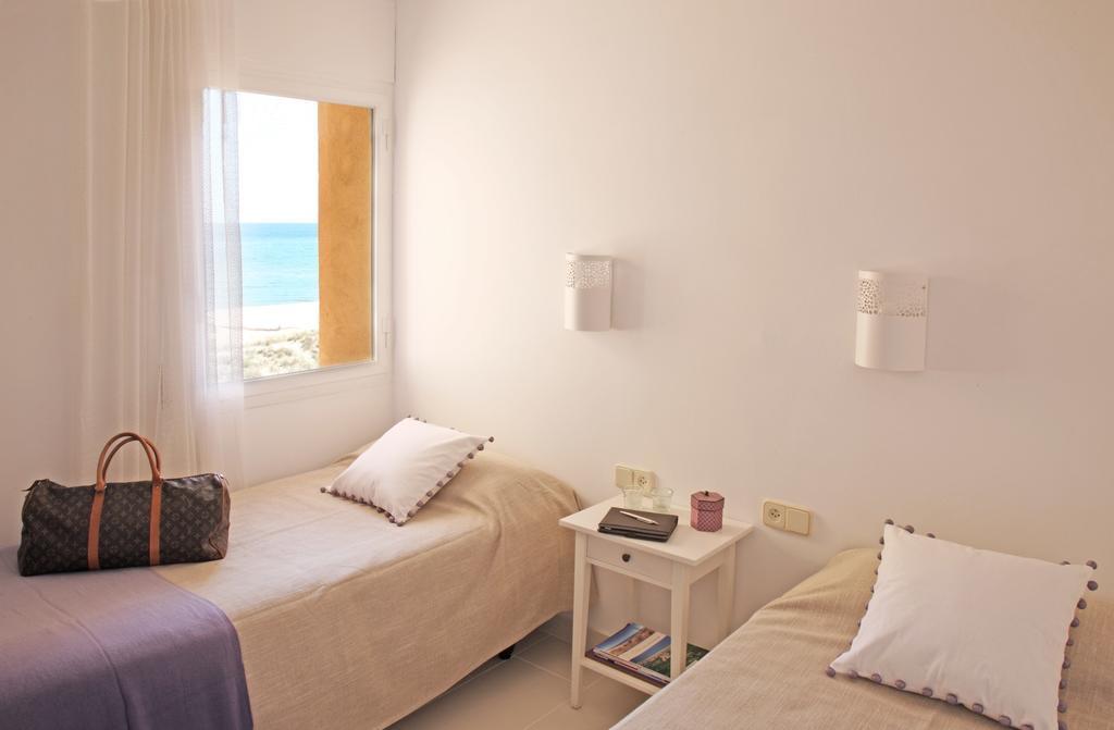 Apartamentos Golf Mar By La Costa Resort Pals Chambre photo