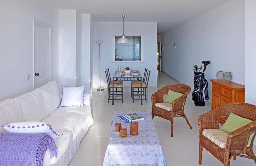 Apartamentos Golf Mar By La Costa Resort Pals Chambre photo